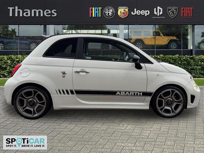 Used Abarth 595C Turismo 165 HP (121 kW) 2021 White Cabriolet