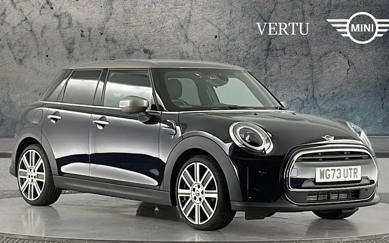 Used Mini Cooper Exclusive 136 HP (100 kW) 2023 Hatchback