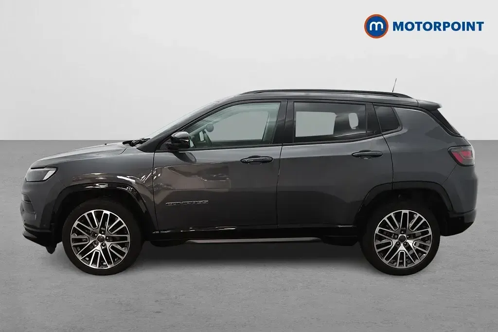 Used Jeep Compass Altitude 131 HP (96 kW) 2024 Grey/black SUV