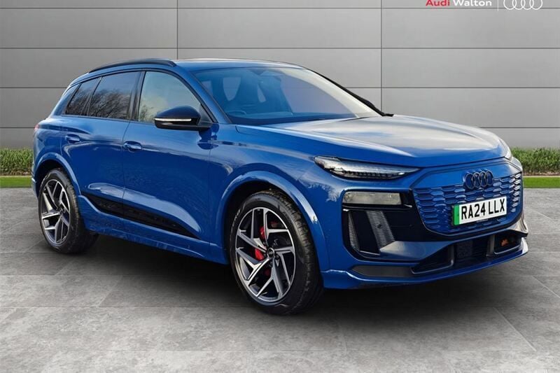 Blue Used 2024 Audi Q6 e-tron Advanced SUV | £62,990 (Fair price) - Image 1/4
