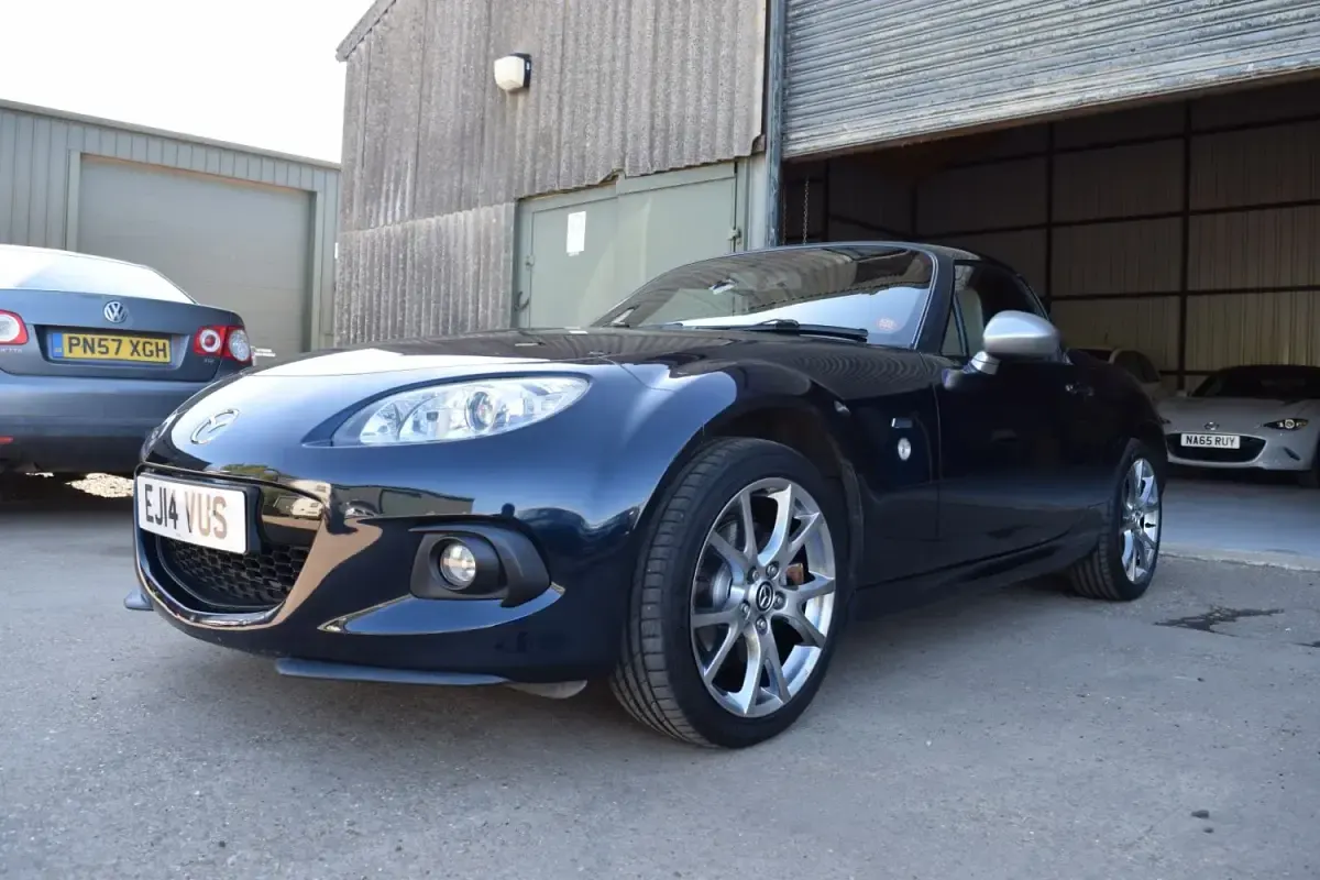 Usado Mazda MX5 Edition 126 CV (92 kW) 2014 Azul Descapotable