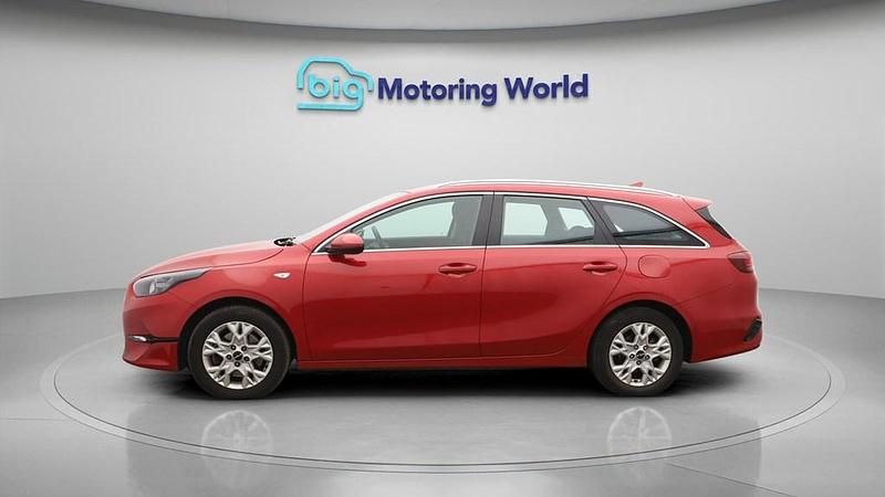 Used Kia Ceed Sportswagon 158 HP (116 kW) 2024 Red Estate