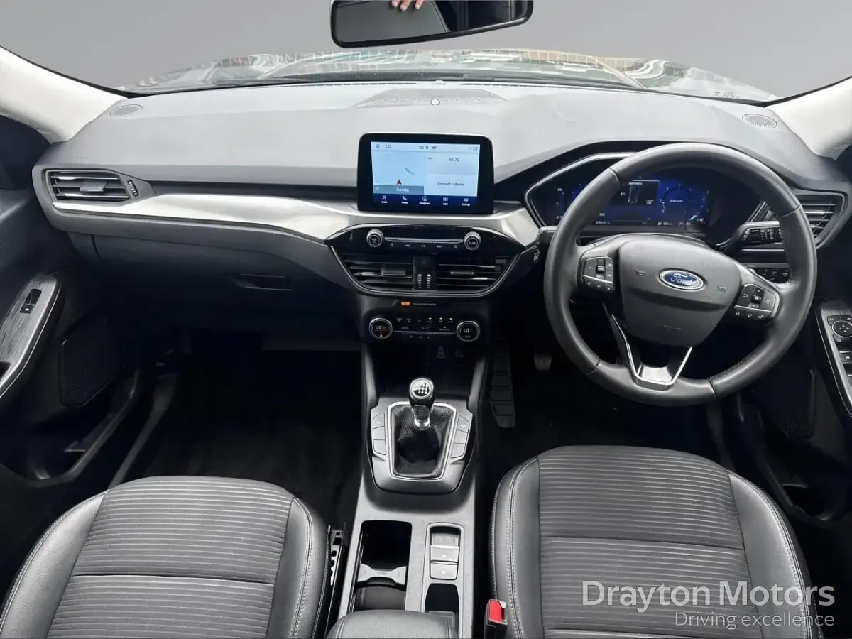 Used Ford Kuga Titanium 120 HP (88 kW) 2022 Black SUV