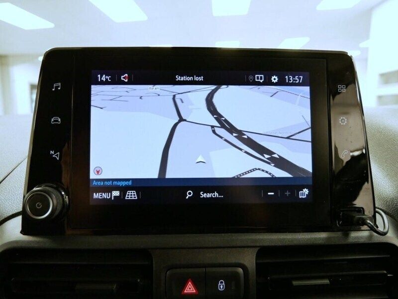Image 3/4