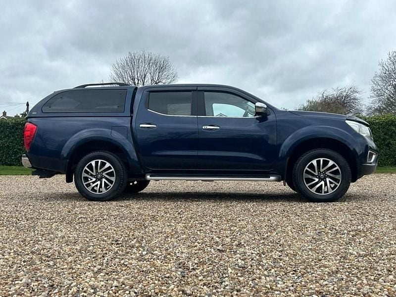 Used Nissan Navara N-Connecta 190 HP (139 kW) 2017 Blue Pickup