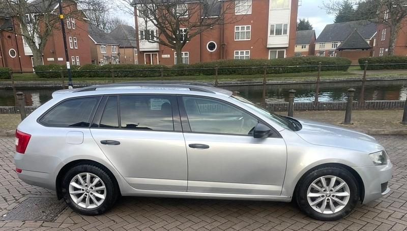 Used Skoda Octavia 2014 Silver Hatchback