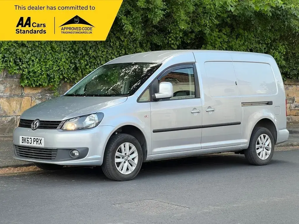 Used VW Caddy Highline 101 HP (74 kW) 2014 Silver MPV