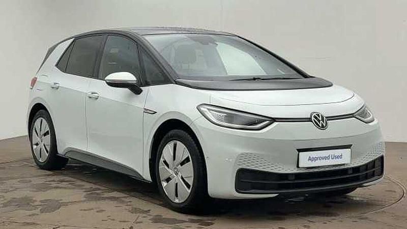 Glacier white metallic black Used 2022 VW ID.3 Pro Performance Hatchback | £15,990 (A bit pricey) - Image 1/4