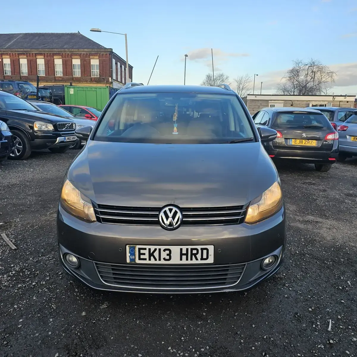 Used VW Touran SE 105 HP (77 kW) 2013 Grey MPV