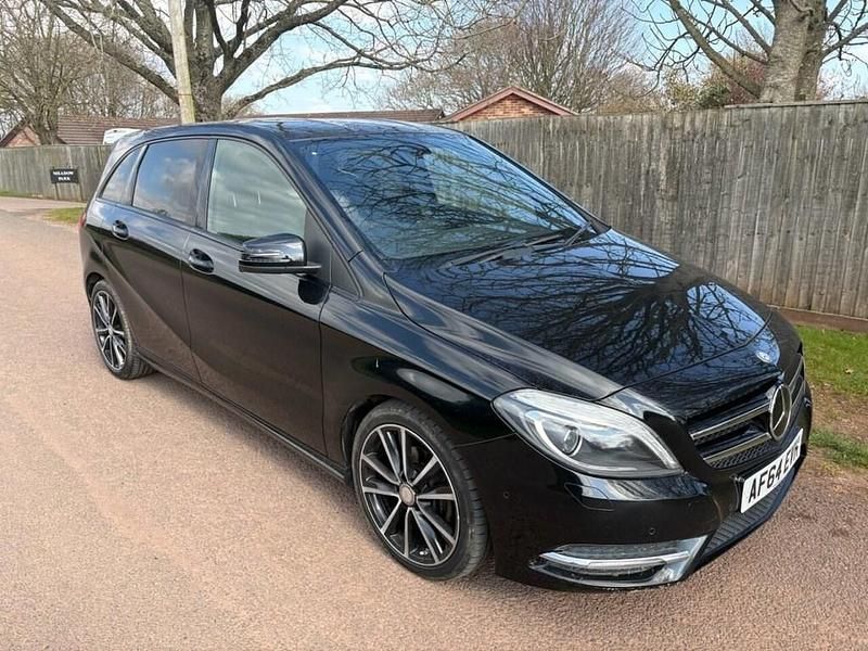Black Used 2014 Mercedes B180 MPV | £7,995 (Fair price) - Image 1/4