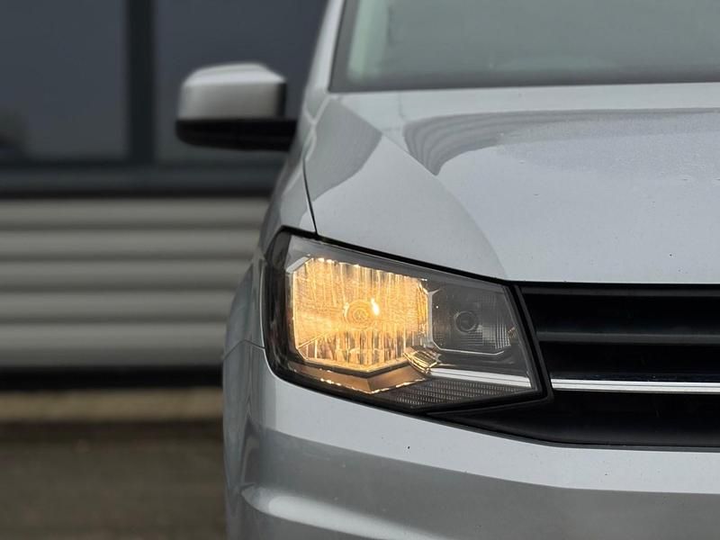 Used VW Caddy Maxi Life Life 102 HP (75 kW) 2018 Silver MPV