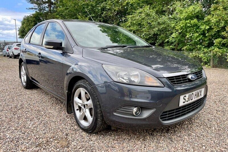 Grey Used 2011 Ford Focus Zetec Hatchback | £2,350 (Super price) - Image 1/1