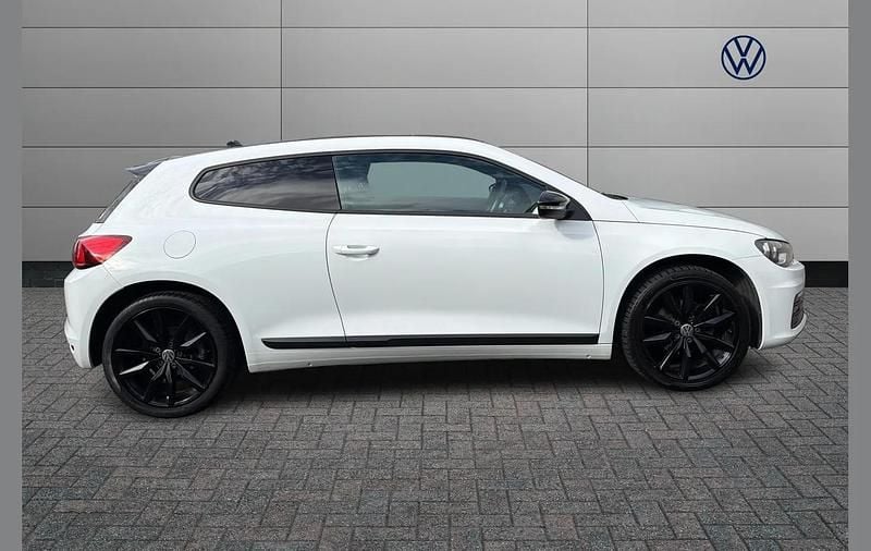 Usado VW Scirocco Black Edition 147 HP (108 kW) 2017 Branco Coupé