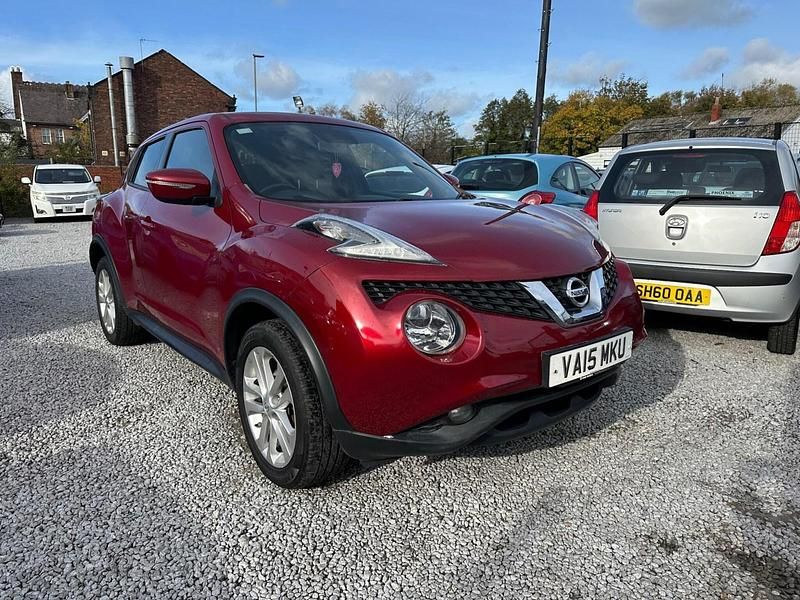 Red Used 2015 Nissan Juke Acenta Premium SUV | £3,995 (Fair price) - Image 1/4