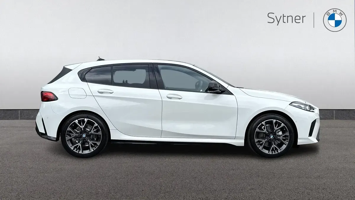 Used BMW 120 M Sport 168 HP (123 kW) 2026 White Hatchback