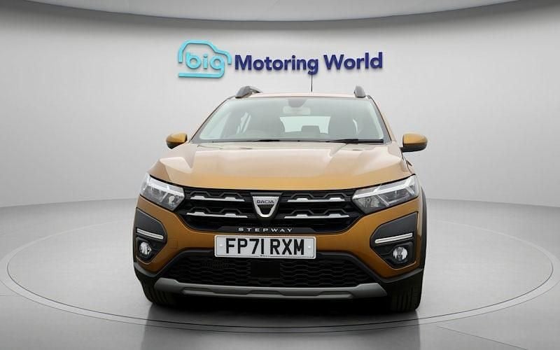 Used Dacia Sandero Prestige 91 HP (66 kW) 2022 Orange Hatchback