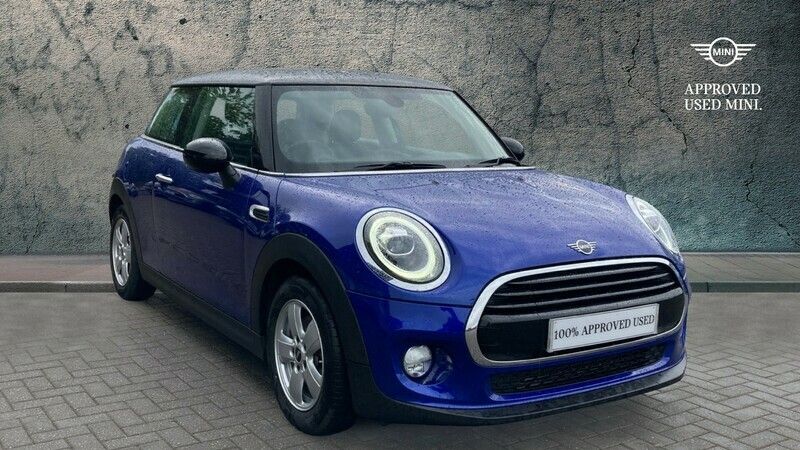 Blue Used 2019 Mini Cooper Classic Hatchback | £11,434 (Good price) - Image 1/4