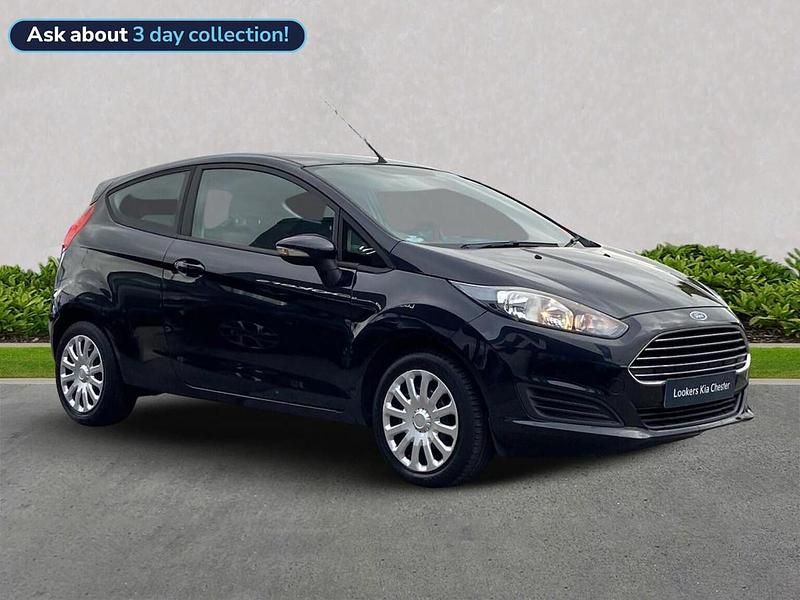 Black Used 2015 Ford Fiesta Style Hatchback | £5,299 (Fair price) - Image 1/4