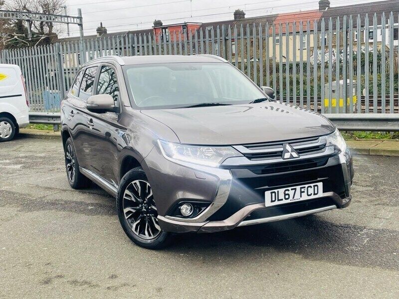 Brown Used 2018 Mitsubishi Outlander P-HEV Estate | £10,795 (Fair price) - Image 1/4