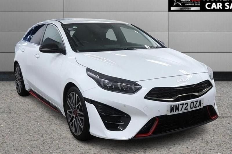 Used Kia ProCeed GT 201 HP (147 kW) 2023 White Estate