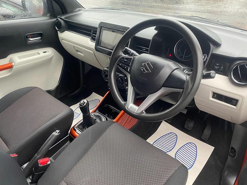 Used Suzuki Ignis SZ-T 2017 Orange/black Hatchback
