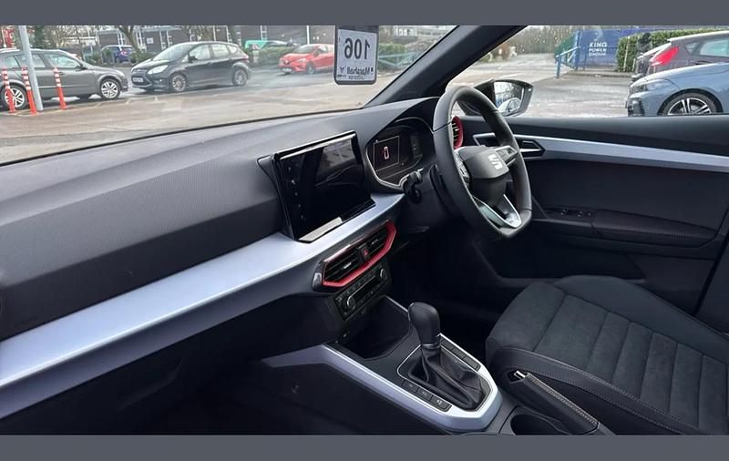 New Seat Arona FR Sport 113 HP (83 kW) 2026 Grey SUV