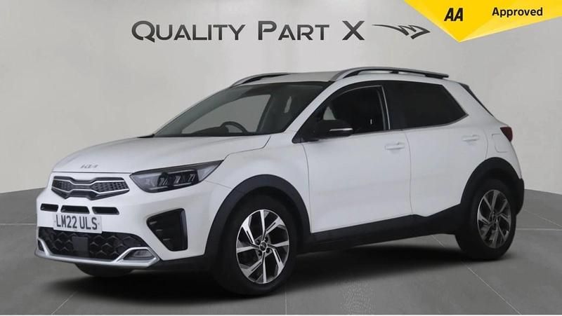 Used Kia Stonic GT-Line 118 HP (86 kW) 2022 White SUV