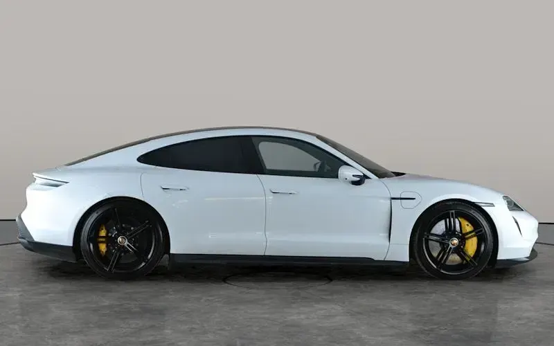 Used Porsche Taycan Performance Package 559 kW (761 HP) 2021 White Sedan