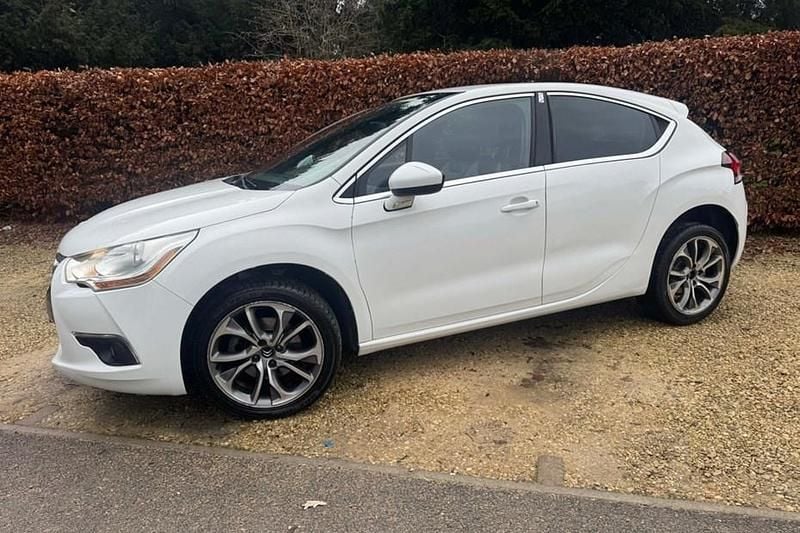 White Used 2014 Citroën DS4 Hatchback | £2,995 (Fair price) - Image 1/1