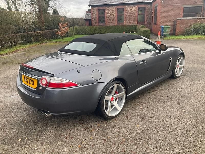 Używany Jaguar XKR Supercharged 2006 Szary Kabriolet