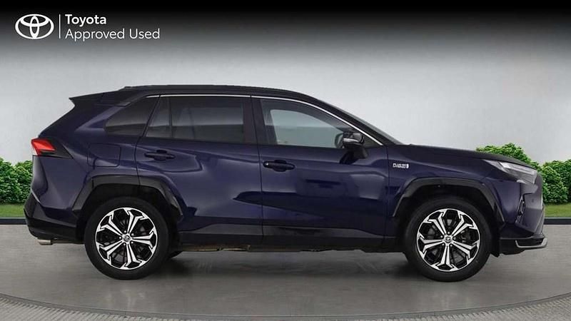 Used Toyota RAV4 Hybrid 301 HP (221 kW) 2022 Other SUV