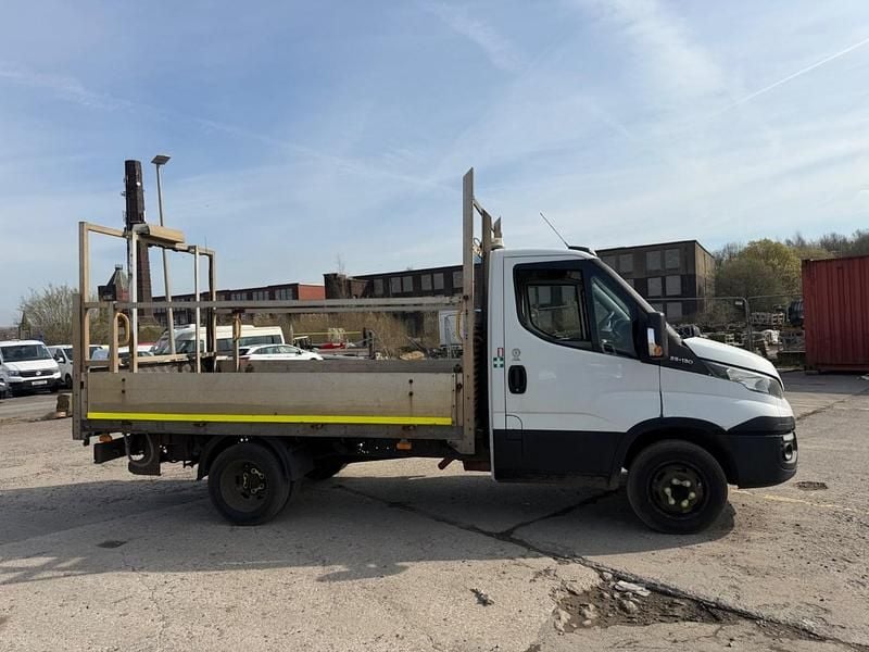 Begagnad Iveco Daily 2015 Vit Cab