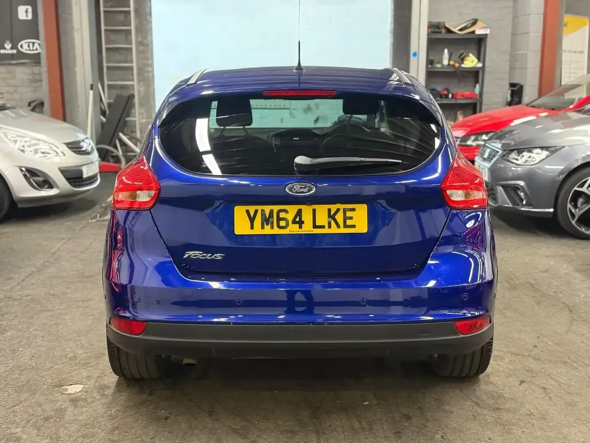 Used Ford Focus Titanium X 120 HP (88 kW) 2015 Blue Hatchback