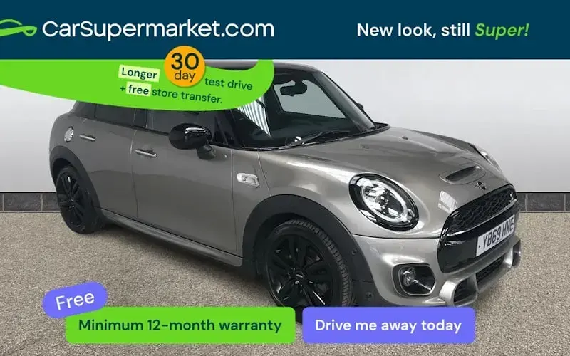 Usado Mini Cooper S Hatch 192 HP (141 kW) 2019 Prateado Citadino
