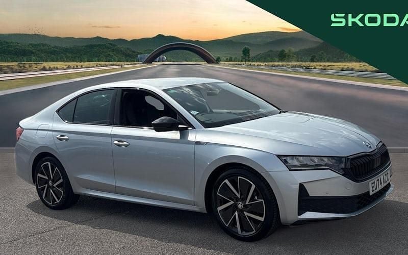 Used 2026 Skoda Octavia SportLine Hatchback | £24,323 (Expensive) - Image 1/4