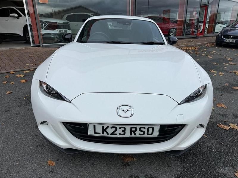 Usado Mazda MX5 Inclusive 184 HP (135 kW) 2023 Branco Cabrios