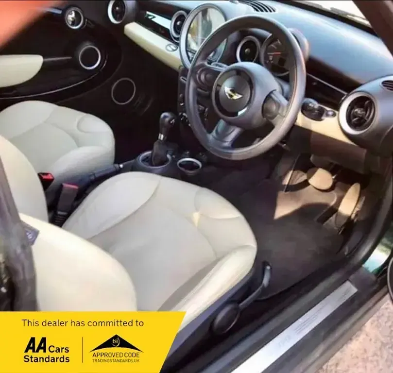 Used Mini Cooper Coupé Hatch 2019 Green Coupe