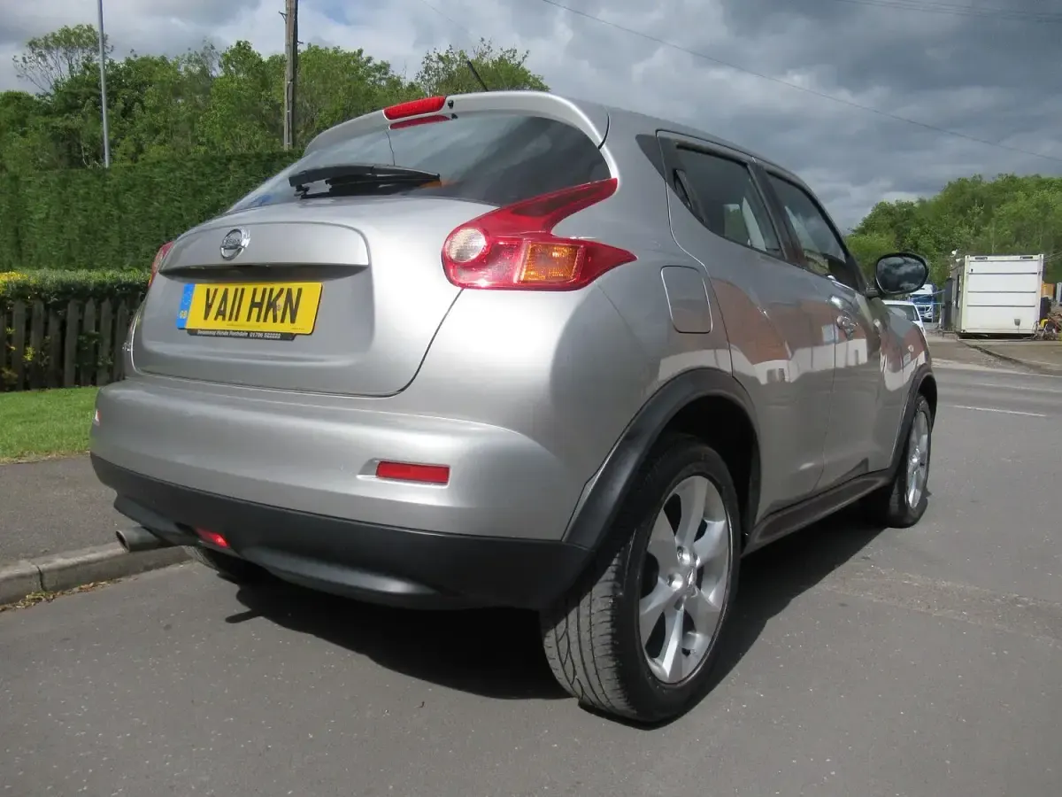 Used Nissan Juke Acenta 2011 Silver SUV