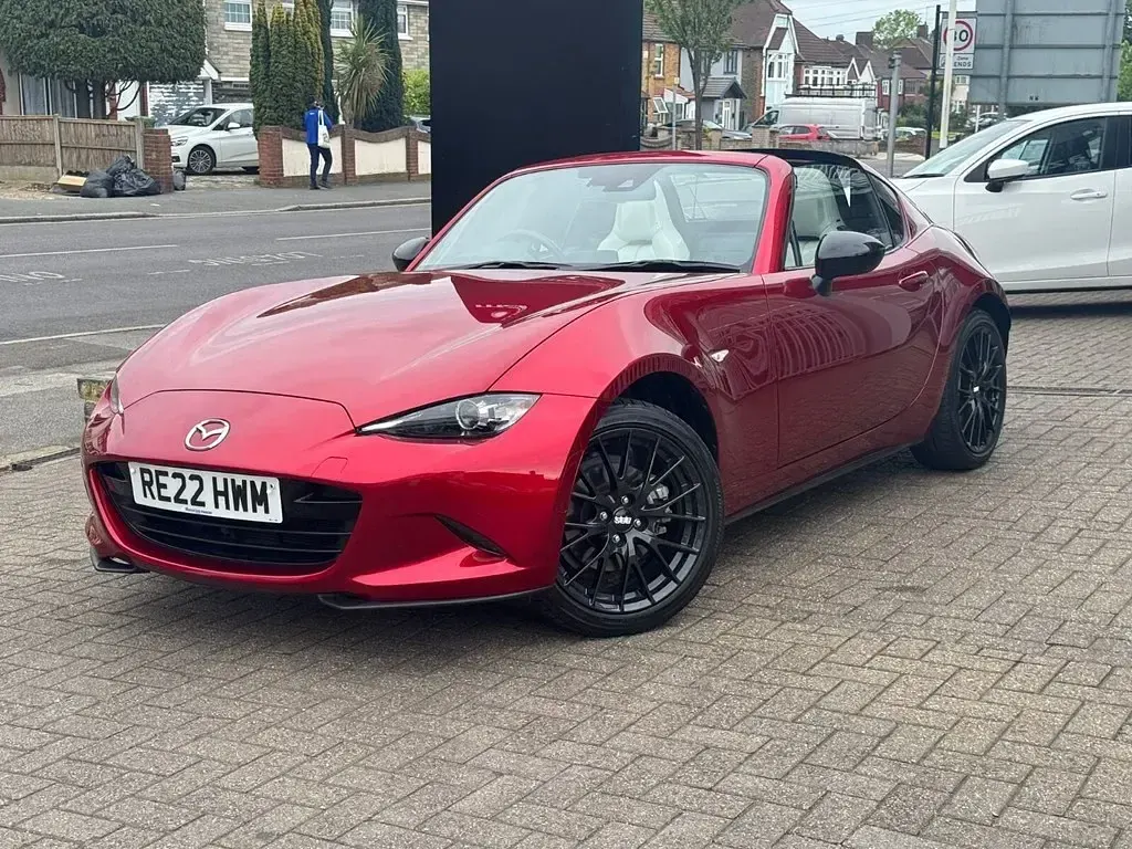 Used Mazda MX5 Inclusive 184 HP (135 kW) 2022 Soul red crystal Cabriolet