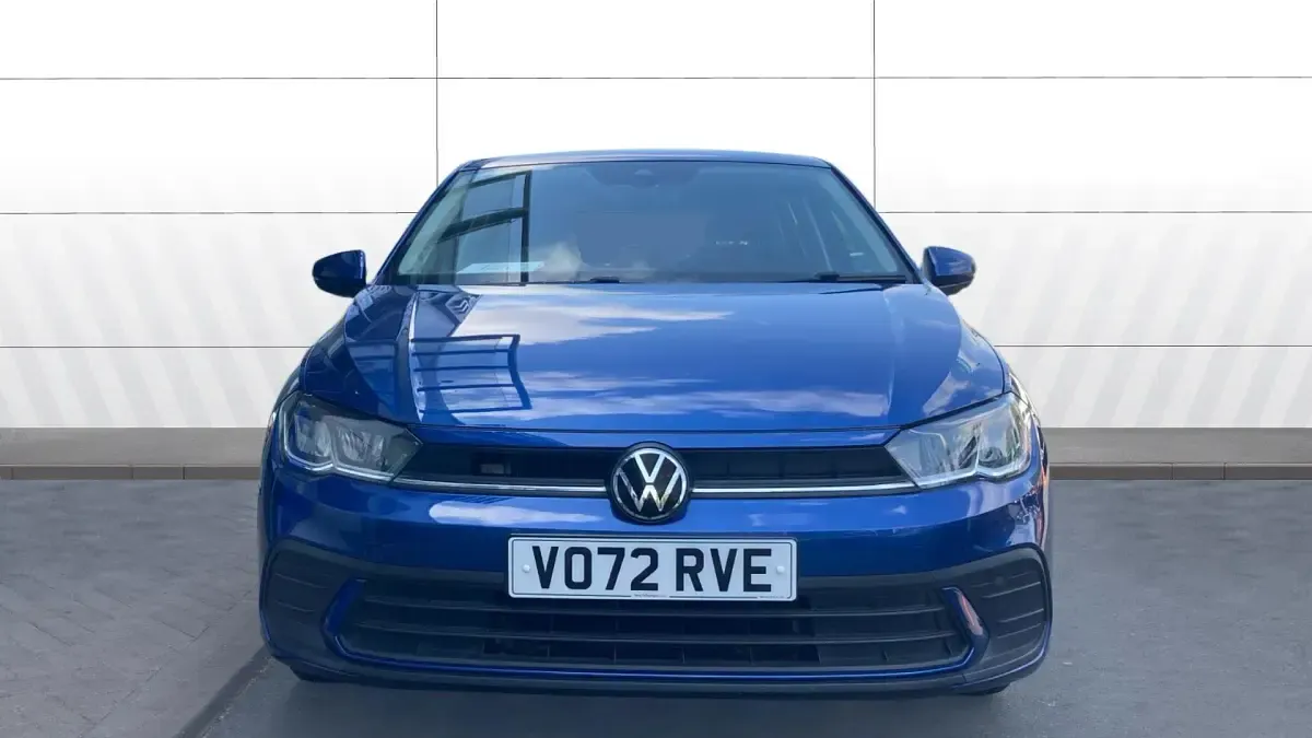 Used VW Polo Life 95 HP (69 kW) 2022 Blue Hatchback