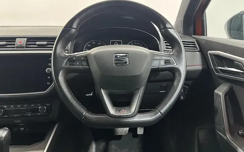 Used Seat Arona FR 116 HP (85 kW) 2019 Orange SUV