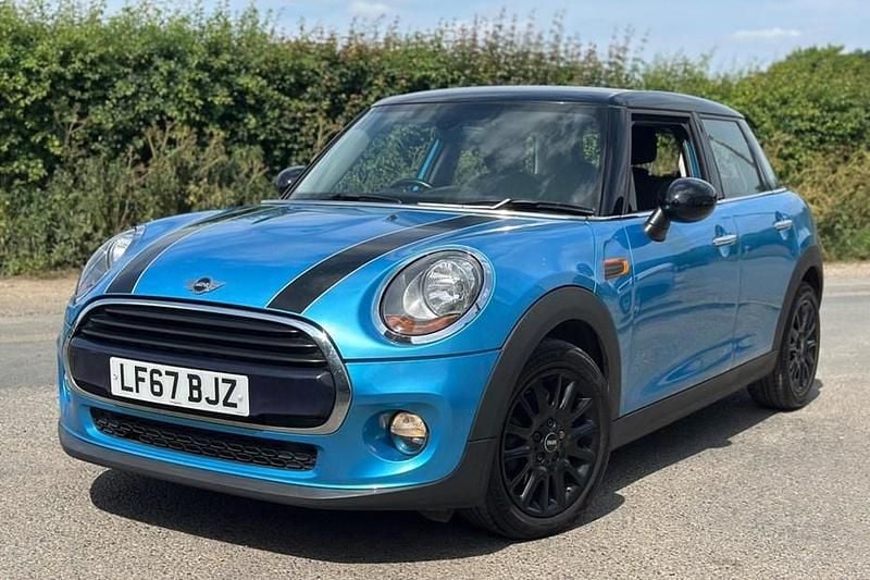 Blue Used 2017 Mini Cooper Hatch Hatchback | £8,995 (Good price) - Image 1/1