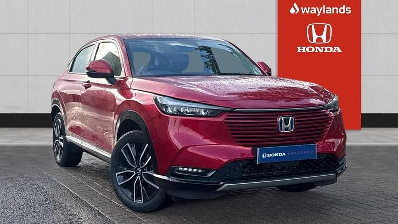 Used Honda HR-V Advance 131 HP (96 kW) 2022 Red SUV