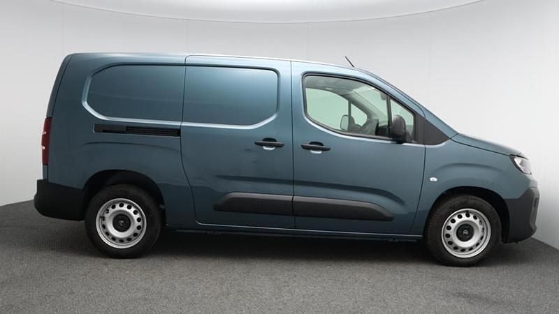 New Citroën Berlingo 100 HP (73 kW) 2026 Blue MPV