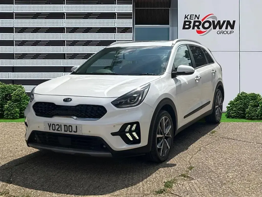 Used Kia Niro 2021 White SUV