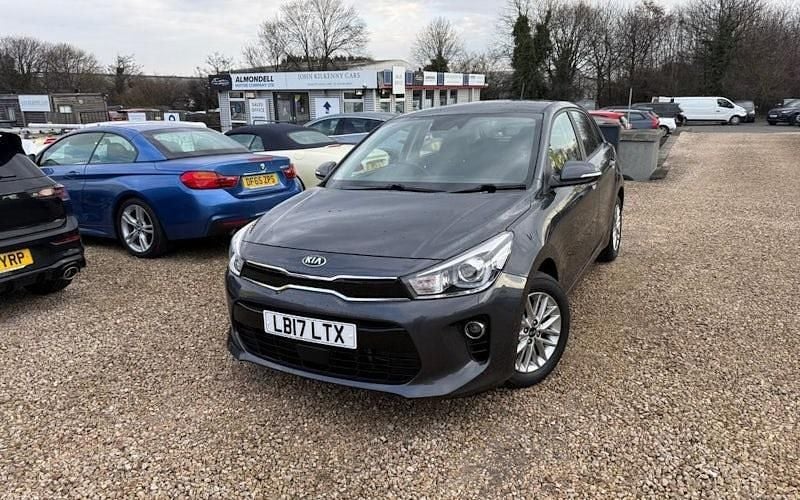 Used Kia Rio 77 HP (56 kW) 2017 Grey Hatchback