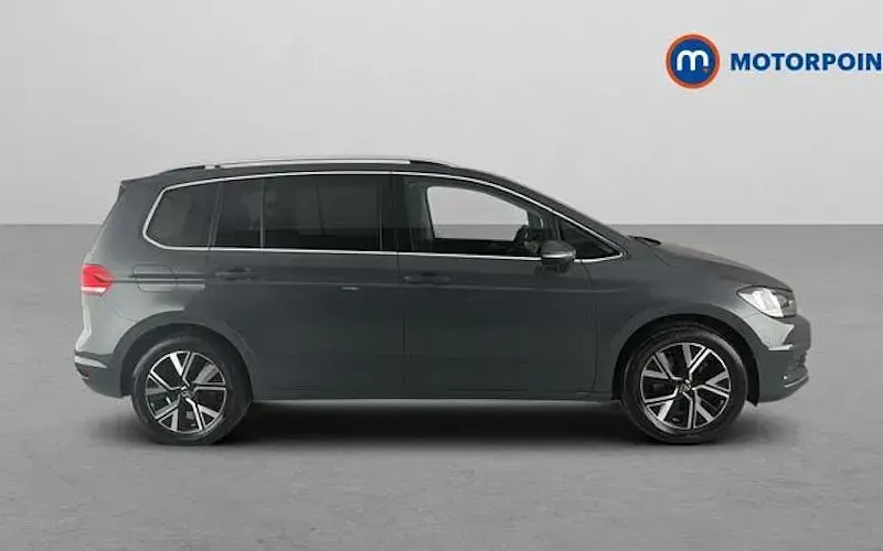 Used VW Touran SEL 150 HP (110 kW) 2025 Grey MPV