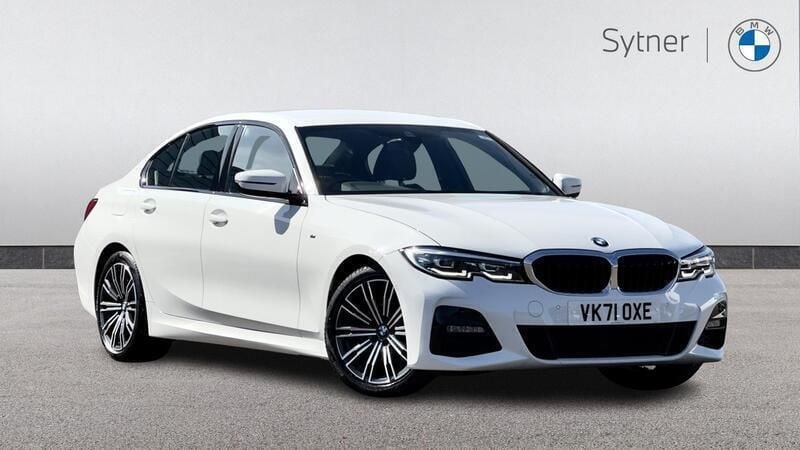 White Used 2021 BMW 320 M Sport | £24,750 (Good price) - Image 1/4
