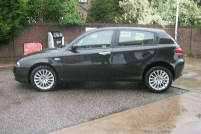 Used 2005 Alfa Romeo 147 Hatchback | £1,995 - Image 1/4