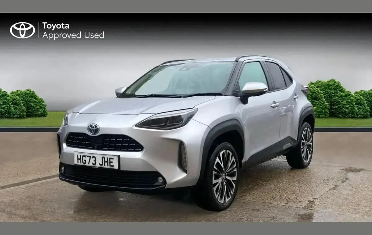 Used Toyota Yaris Cross 113 HP (83 kW) 2023 Silver SUV